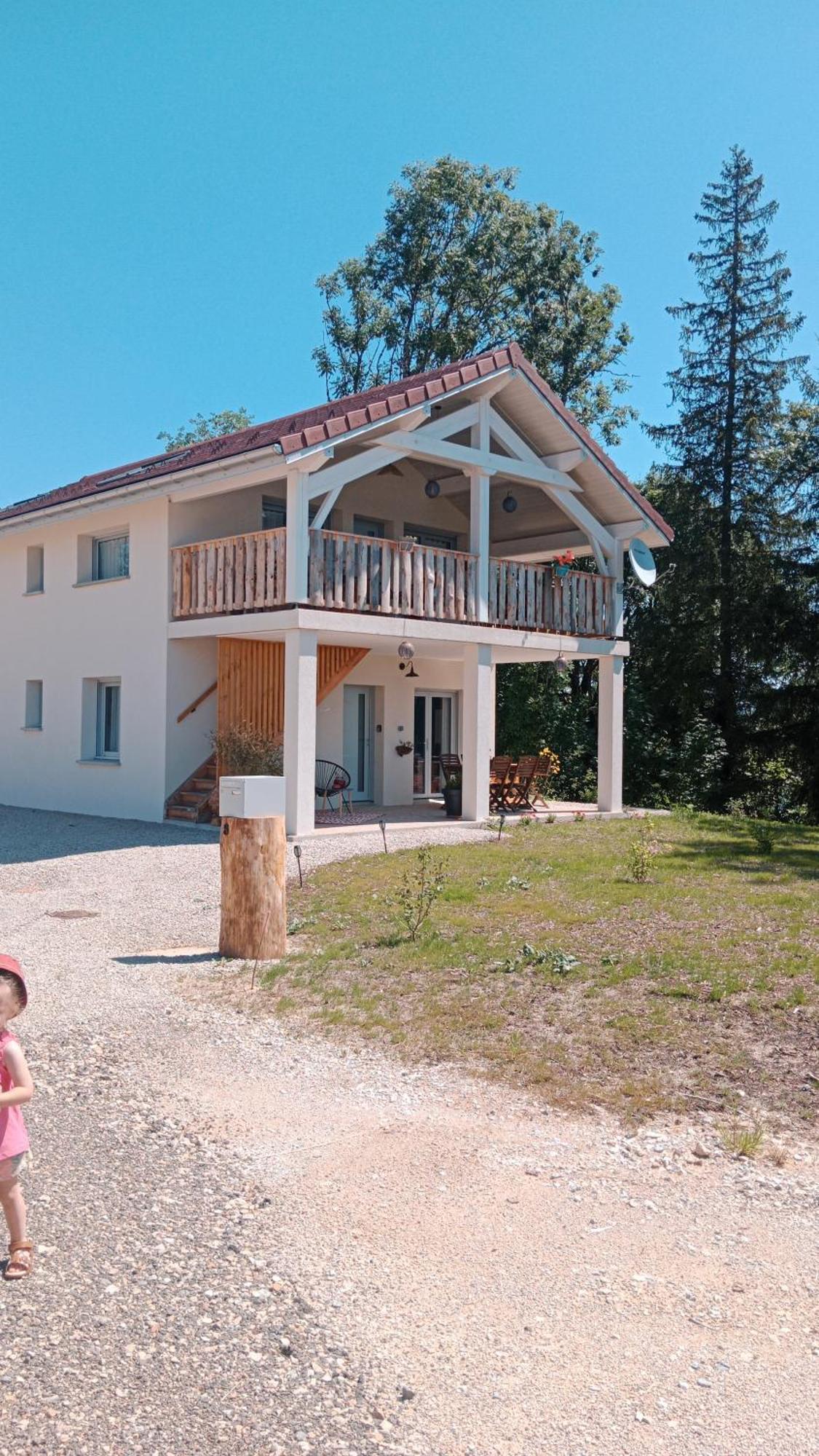 Des Roches Apartment La Chaux-du-Dombief